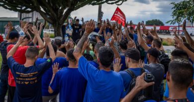 Eaton, em São José dos Campos, abre negociação e trabalhadores suspendem greve